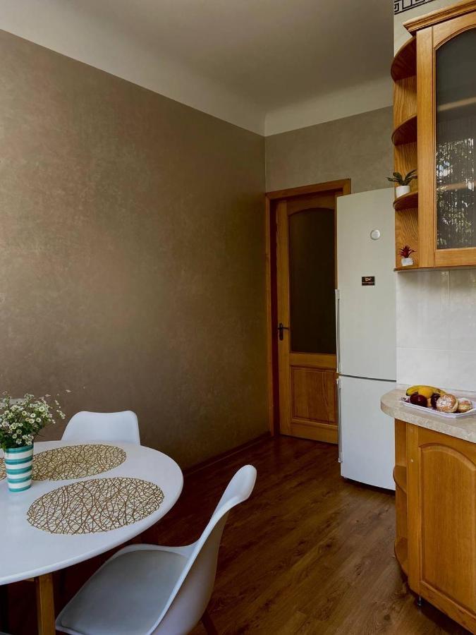 Babylon Apartments On Soborna 2Rooms Rivne Buitenkant foto
